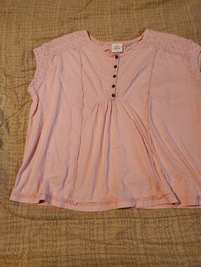 Knox Rose Women's 2x Light Pink Henley Style SS Shirt w North Star Embroidery